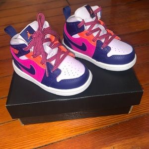 Jordan 1 MID (TD)